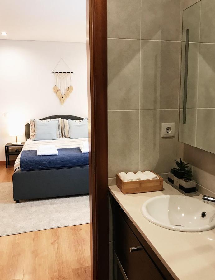 Terrace Apartment - T2 Com Garagem Fechada Gratuita Aveiro Kültér fotó