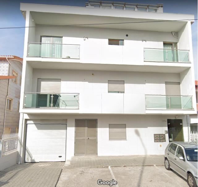 Terrace Apartment - T2 Com Garagem Fechada Gratuita Aveiro Kültér fotó